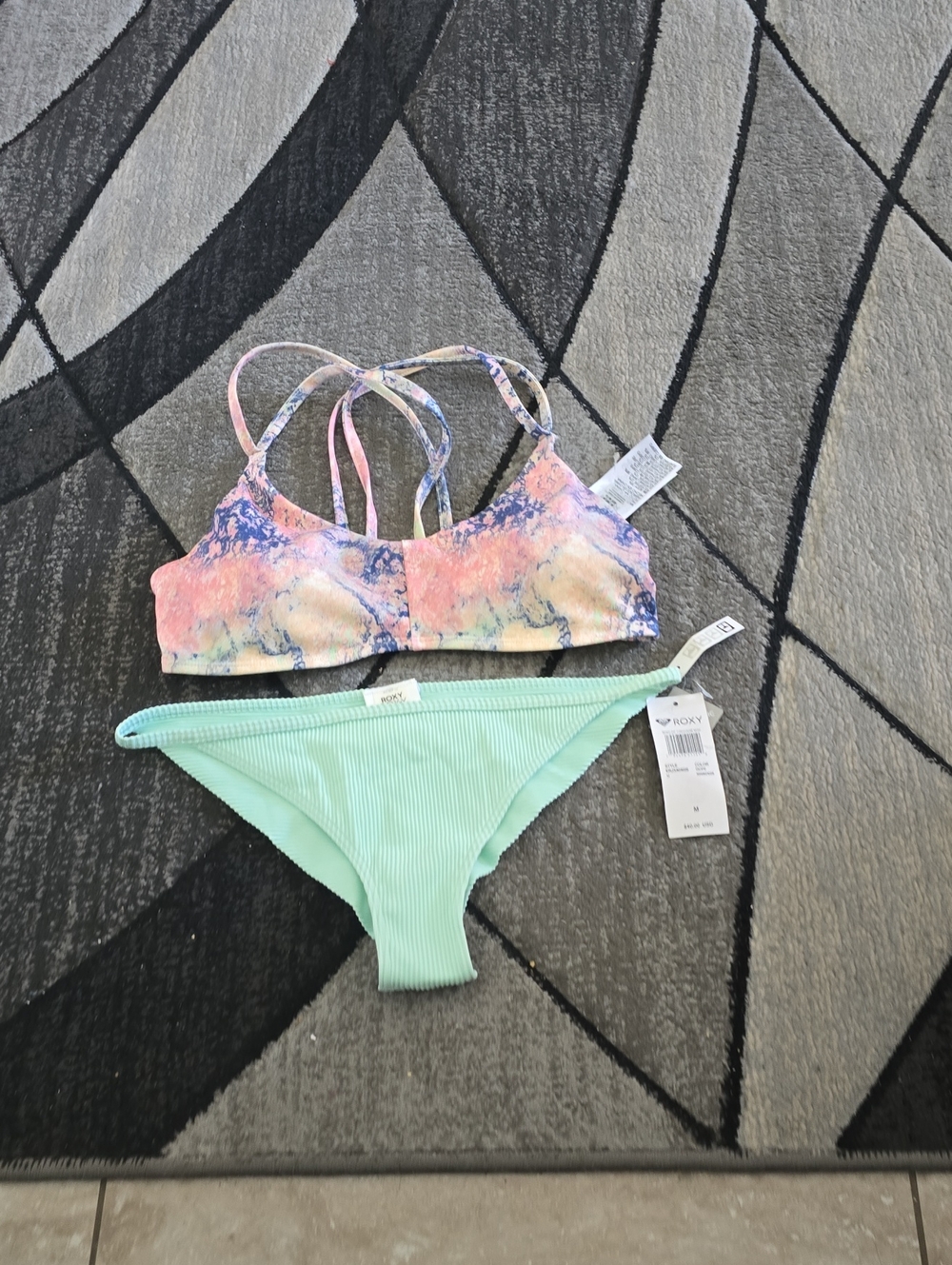 Roxy Pastel Tie-Dye Bikini Top with Mint Ribbed Bottom Sz Med